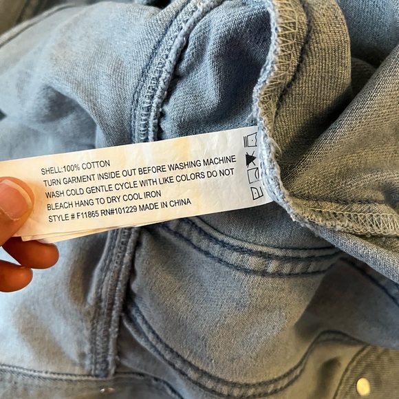 New with Tag NWT Stoosh Vintage Denim Jacket Size S - Picture 5 of 5